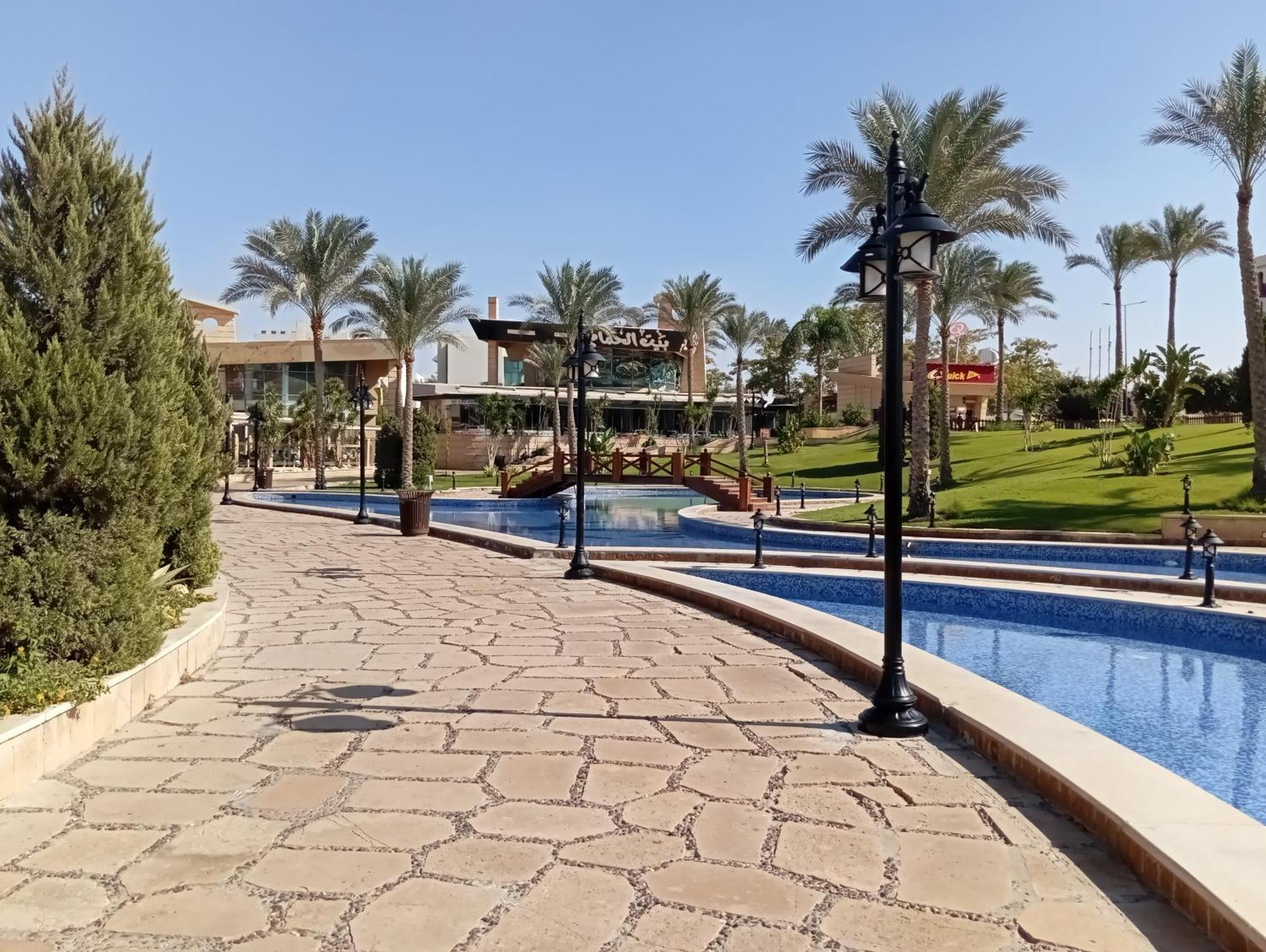 3 Bedrooms 3 Bathrooms, Rehab Old Market Cairo
